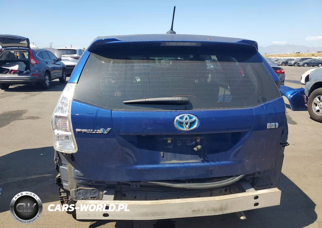2013 Toyota Prius V Three VIN:JTDZN3EU8D3189510 - 6