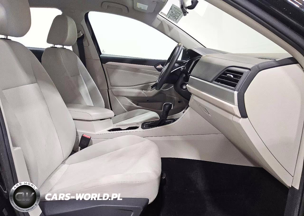 2019 Volkswagen Jetta S VIN:3VWCB7BU3KM223890 - 13
