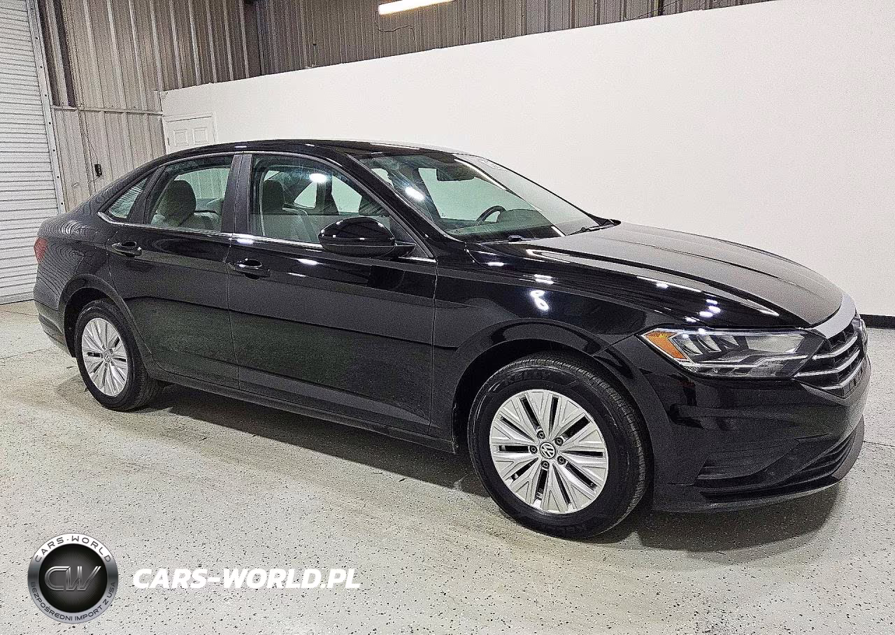 2019 Volkswagen Jetta S VIN:3VWCB7BU3KM223890 - 4