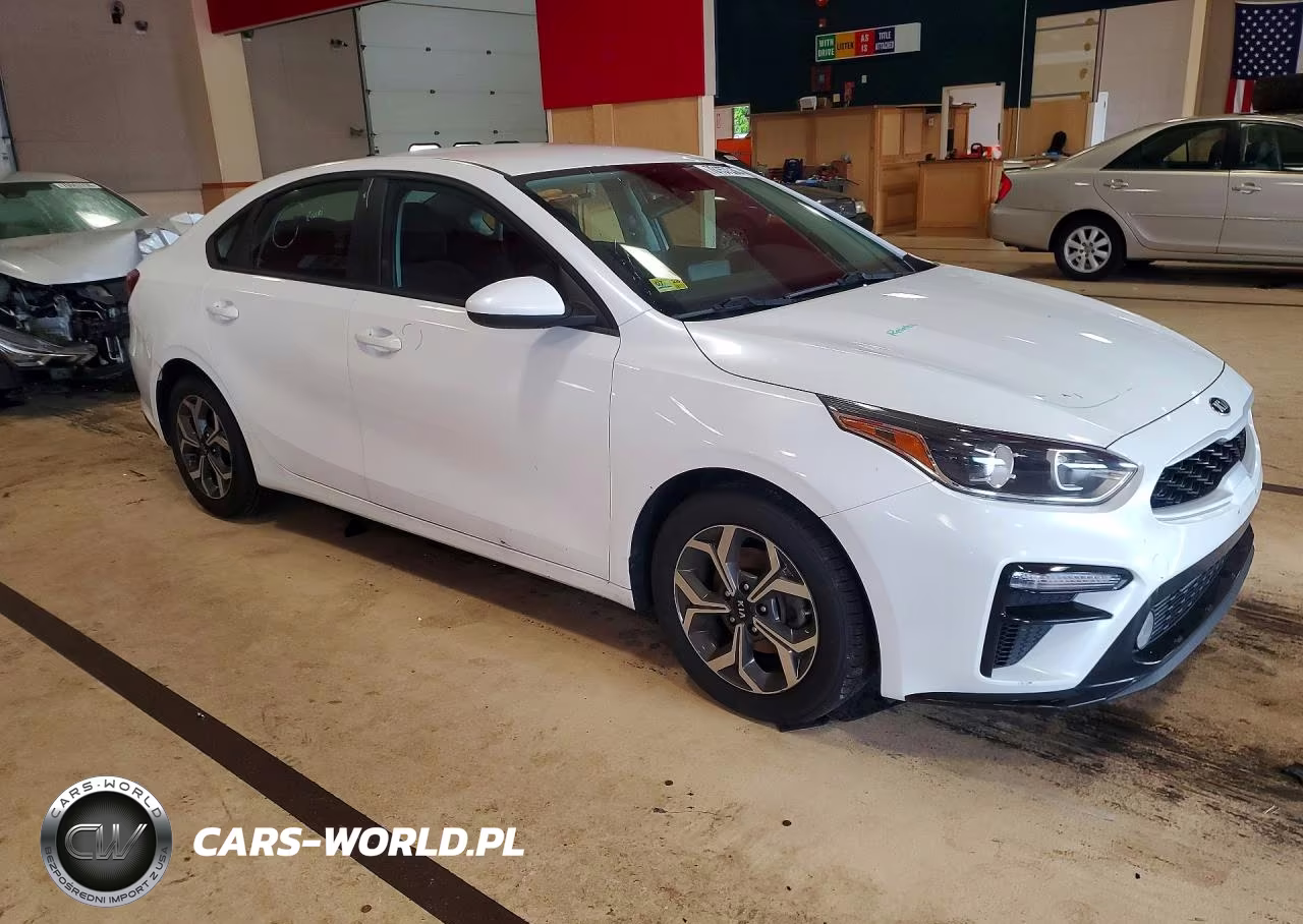2021 Kia Forte Lxs VIN:3KPF24AD0ME326522 - 4