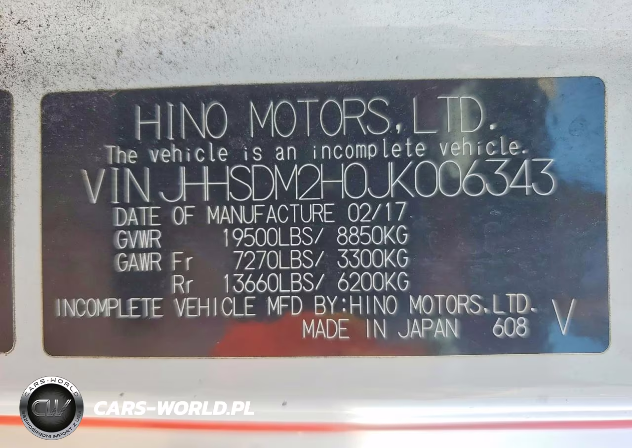 2018 Hino 195 Box Truck VIN:JHHSDM2H0JK006343 - 13