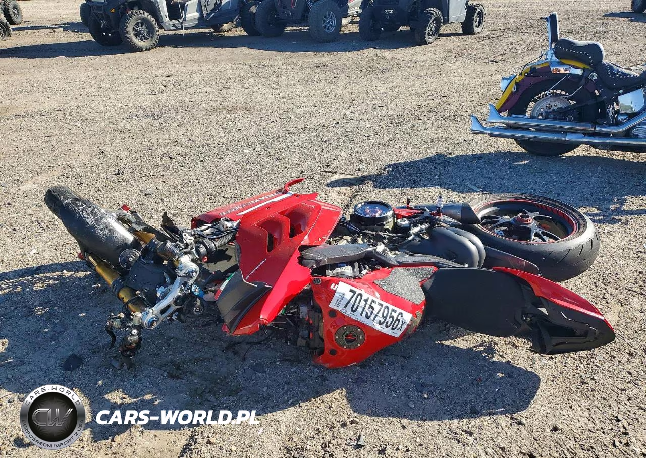 2021 Ducati Panigale V4 VIN:ZDMDAGNWXMB015382 - 3