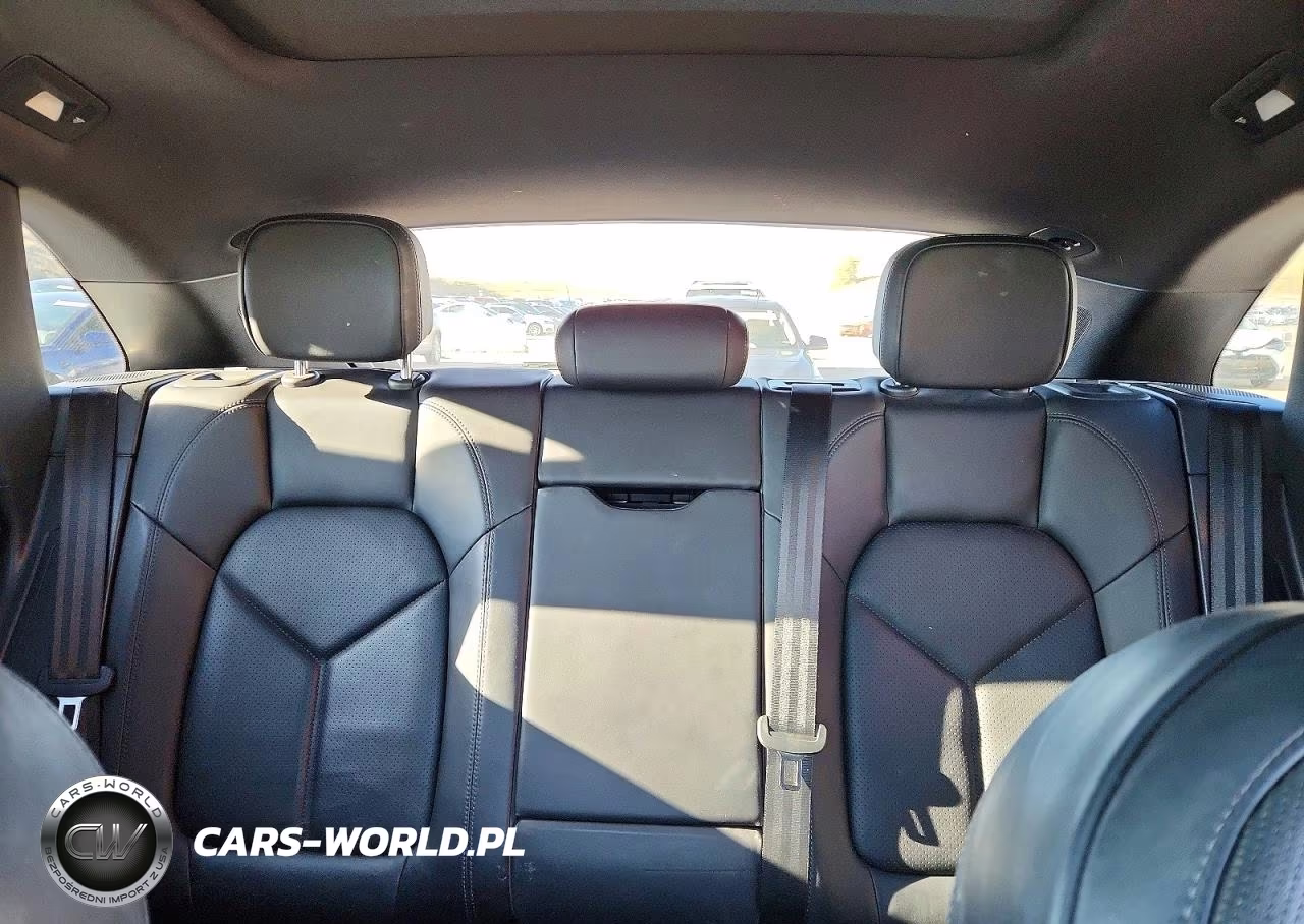 2015 Porsche Macan S VIN:WP1AB2A55FLB44508 - 10