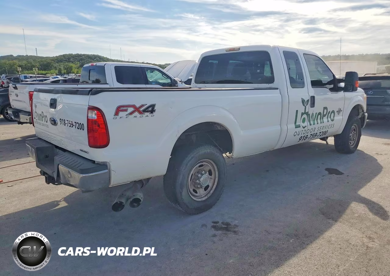 2014 Ford F250 Super Duty VIN:1FT7X2BT2EEB08692 - 3
