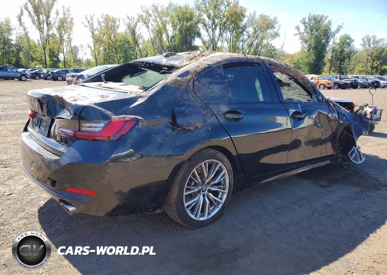 2023 BMW 330Xi VIN:3MW89FF07P8D01039 - 3