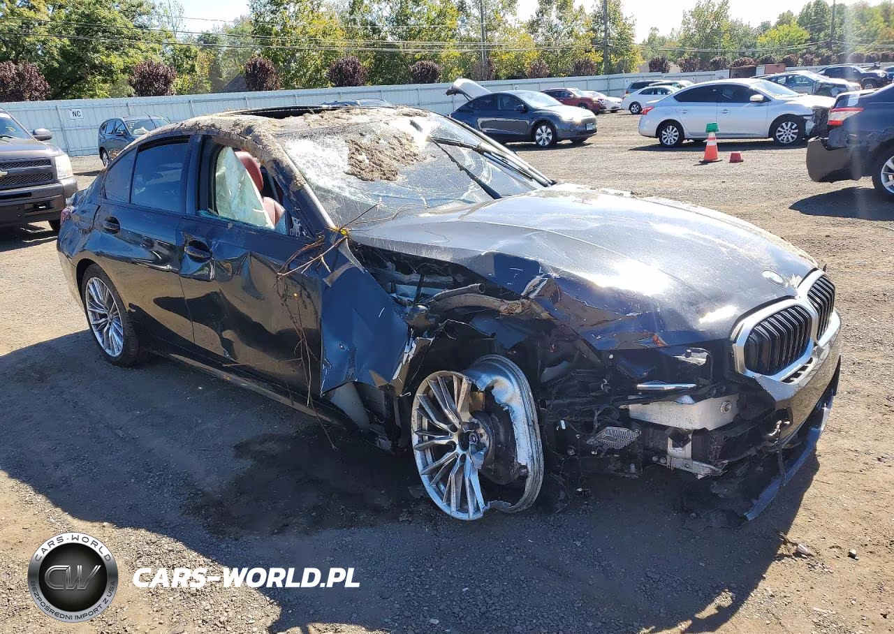 2023 BMW 330Xi VIN:3MW89FF07P8D01039 - 4
