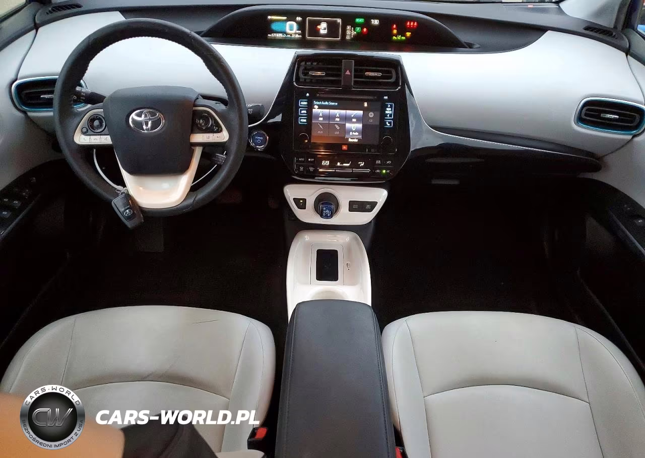 2017 Toyota Prius Four VIN:JTDKARFU0H3538390 - 7