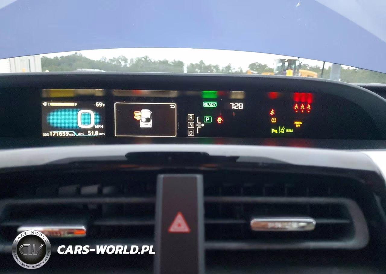 2017 Toyota Prius Four VIN:JTDKARFU0H3538390 - 8