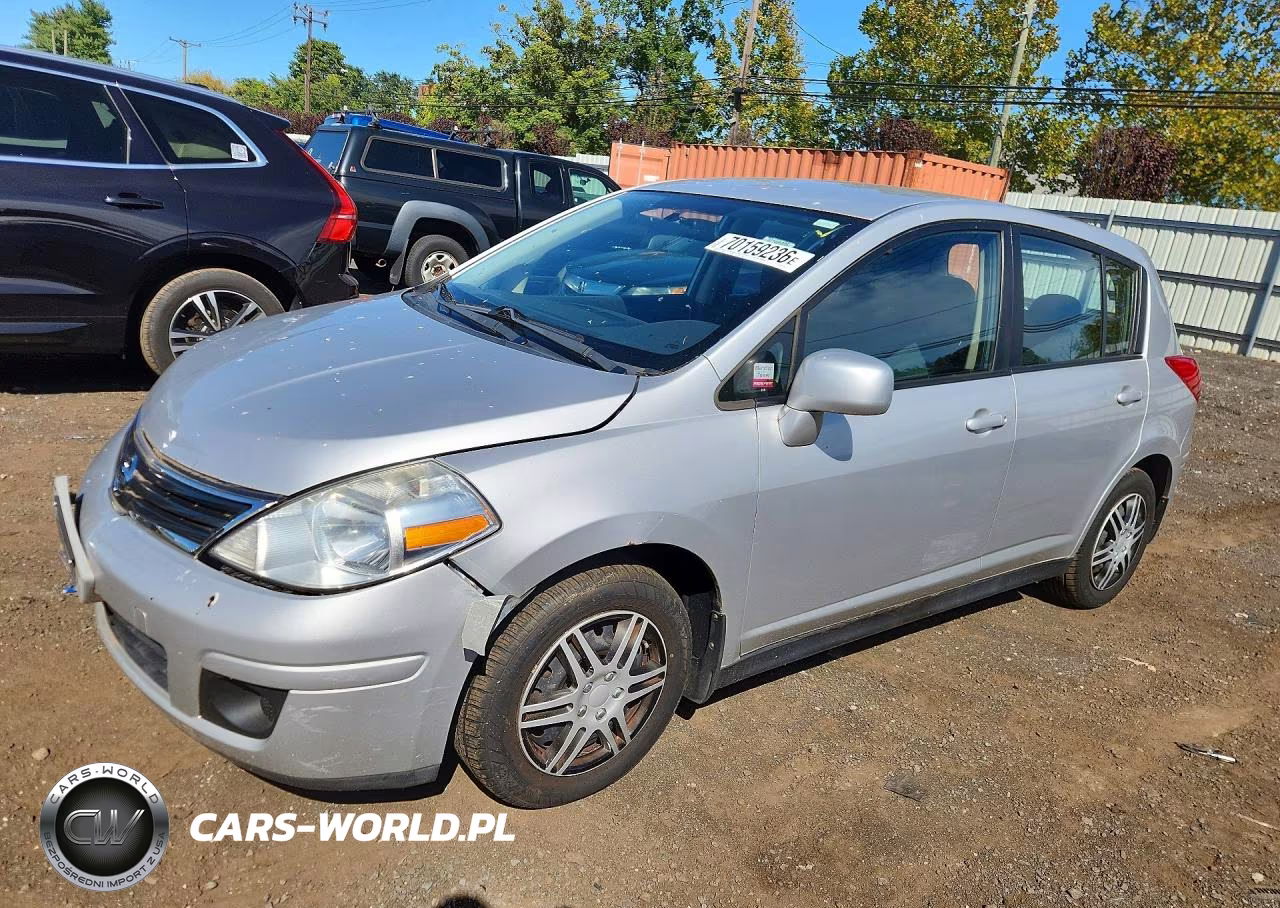 2010 Nissan Versa 1.8 S