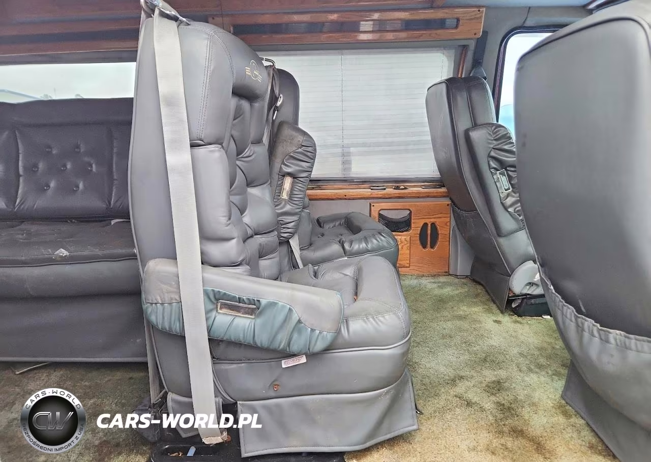 1997 Ford Econoline E150 Van VIN:1FDEE14L7VHA01474 - 11