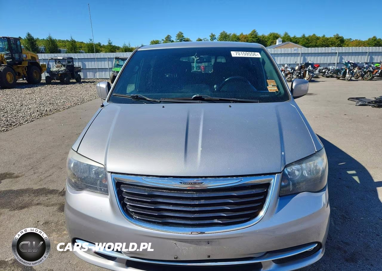 2014 Chrysler Town & Country S VIN:2C4RC1HG9ER461085 - 5