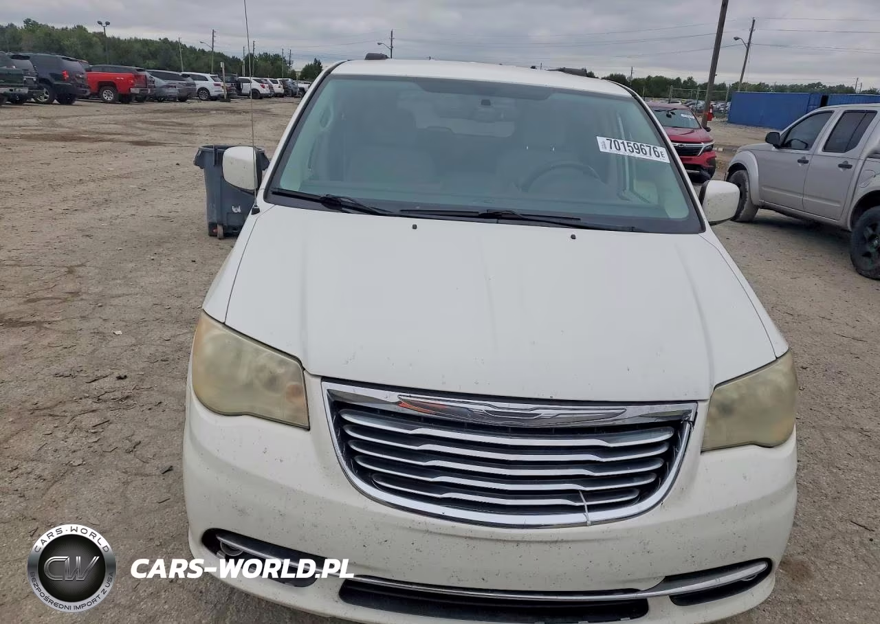 2011 Chrysler Town & Country Touring VIN:2A4RR5DG5BR649264 - 5