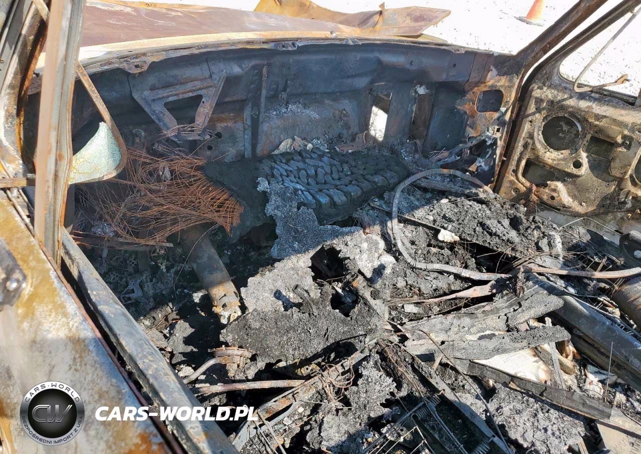 1989 Ford Bronco U100 VIN:1FMEU15N4KLA06692 - 8