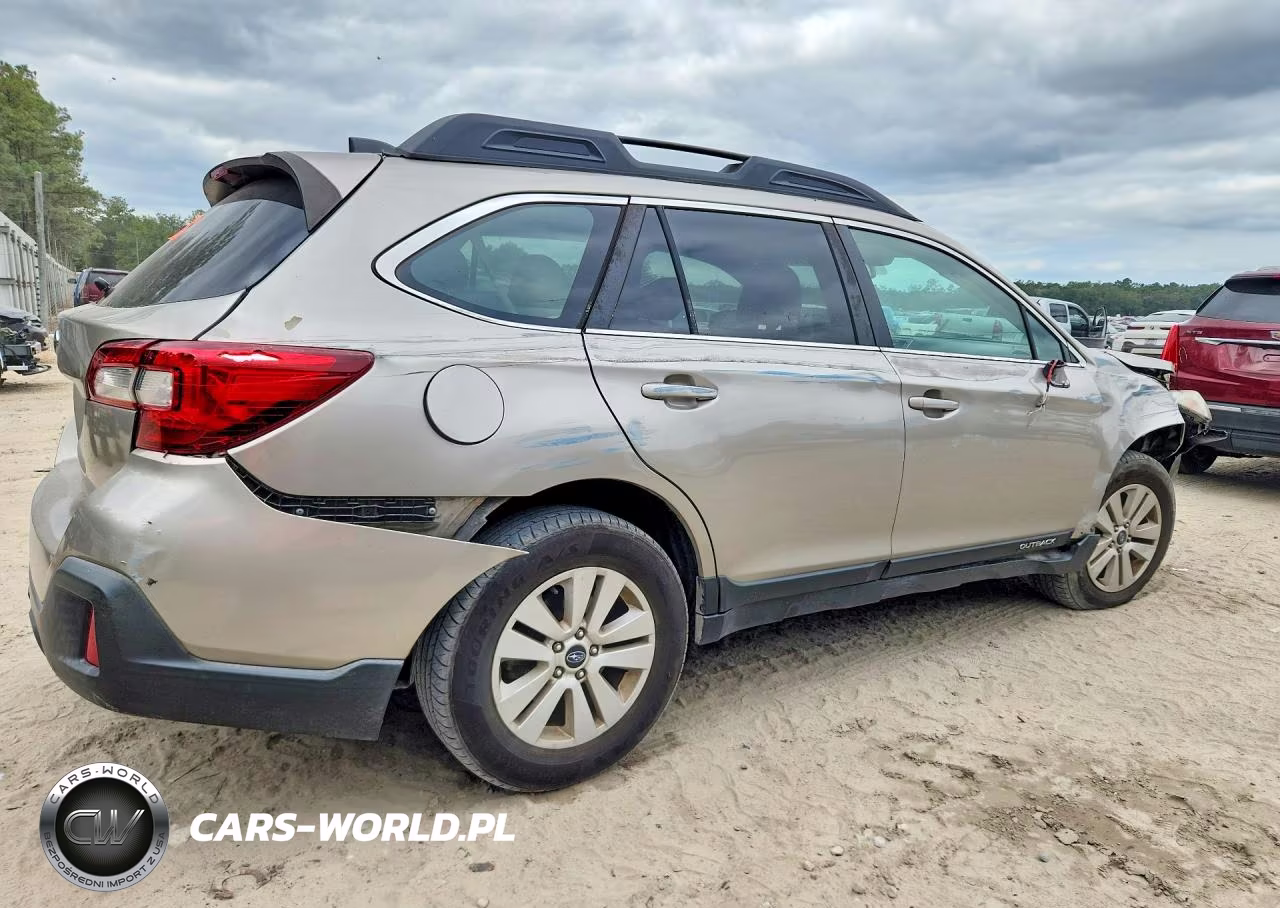2019 Subaru Outback 2.5I Premium VIN:4S4BSAFC9K3349908 - 3