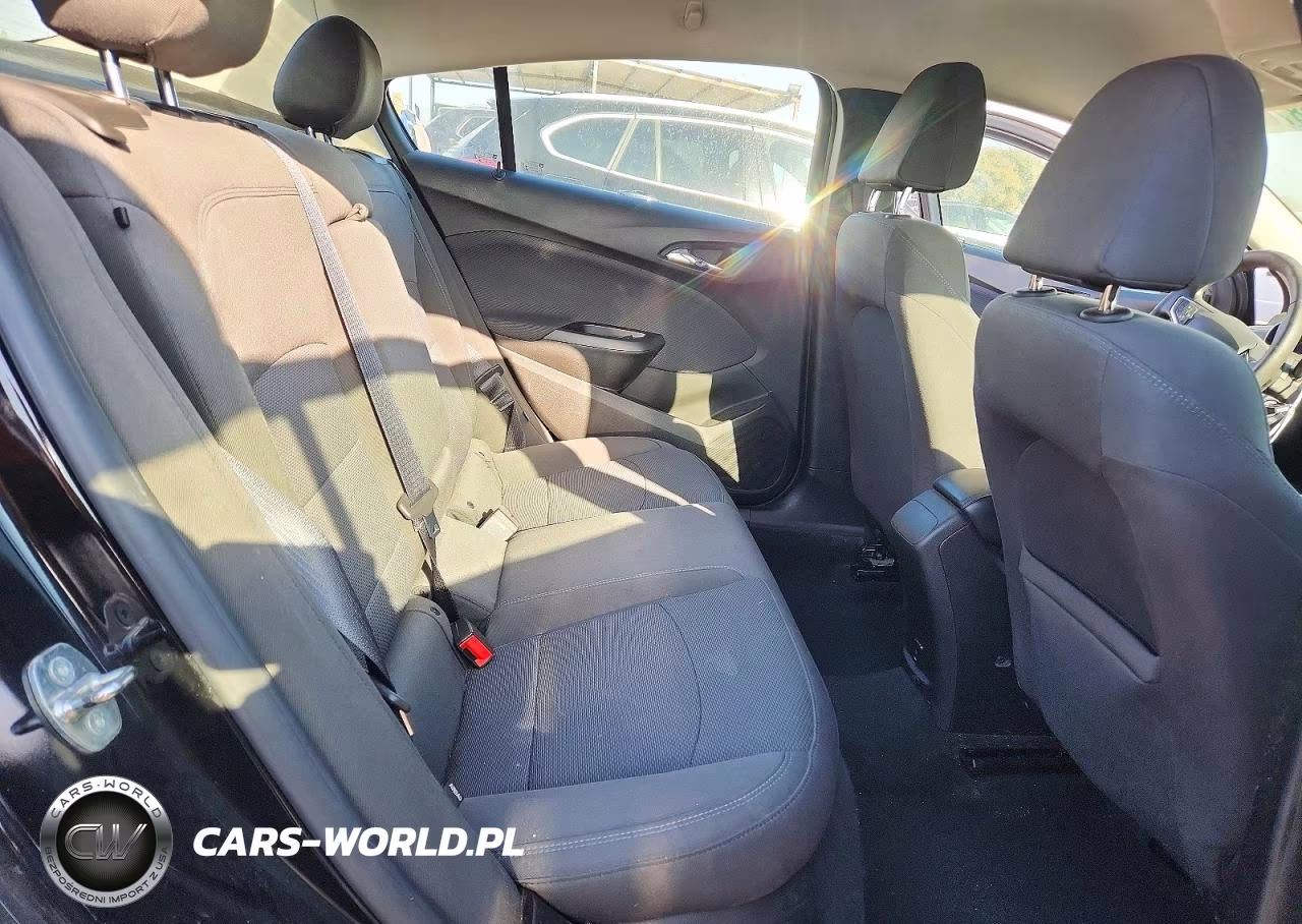 2018 Chevrolet Cruze Lt VIN:1G1BE5SM7J7232569 - 10