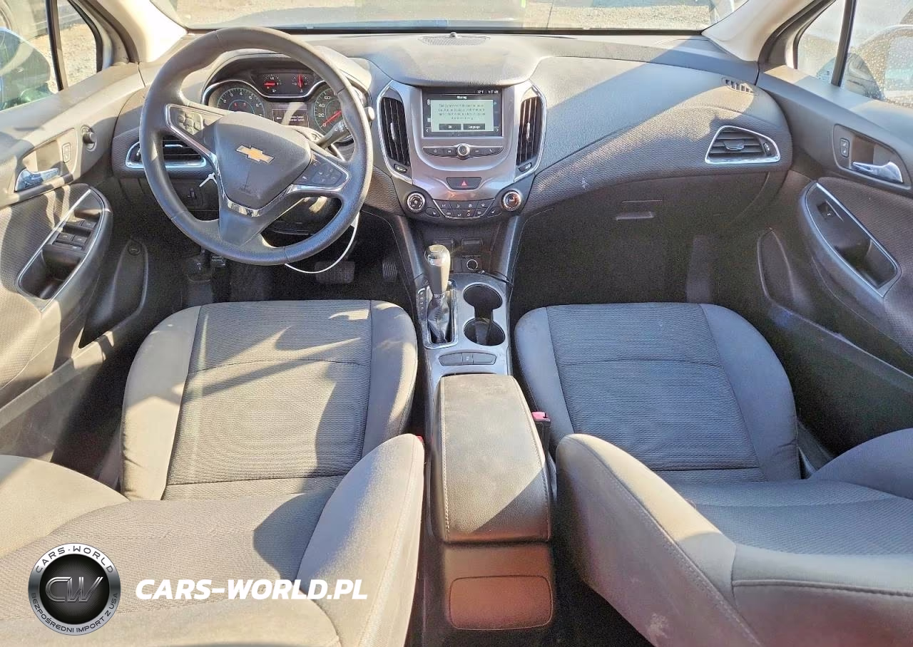 2018 Chevrolet Cruze Lt VIN:1G1BE5SM7J7232569 - 8