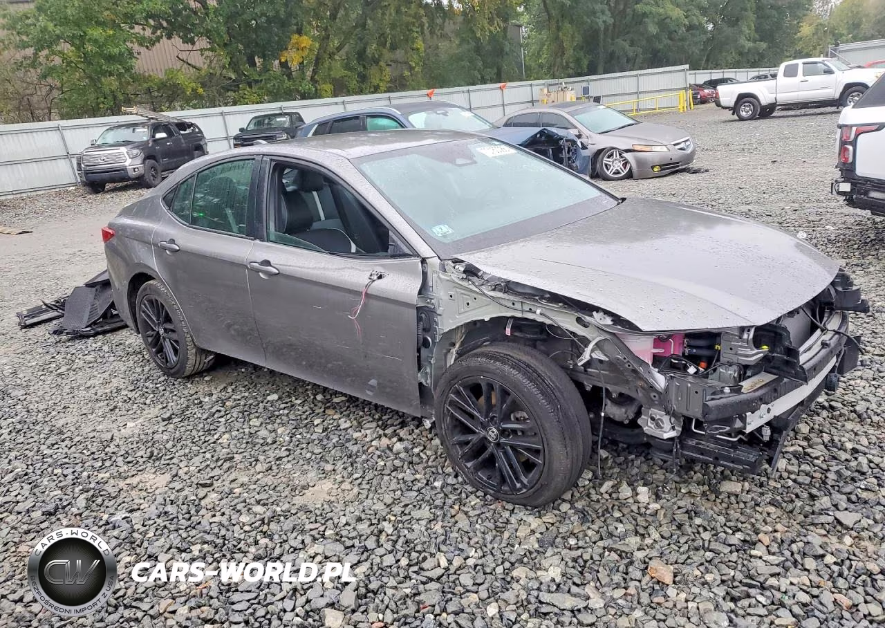 2025 Toyota Camry Se VIN:4T1DBADK5SU504211 - 4