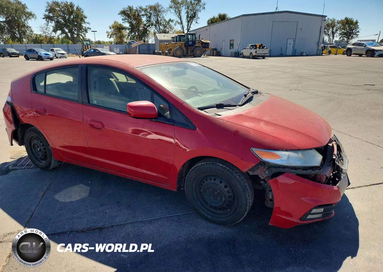 2013 Honda Insight VIN:JHMZE2H32DS001579 - 4