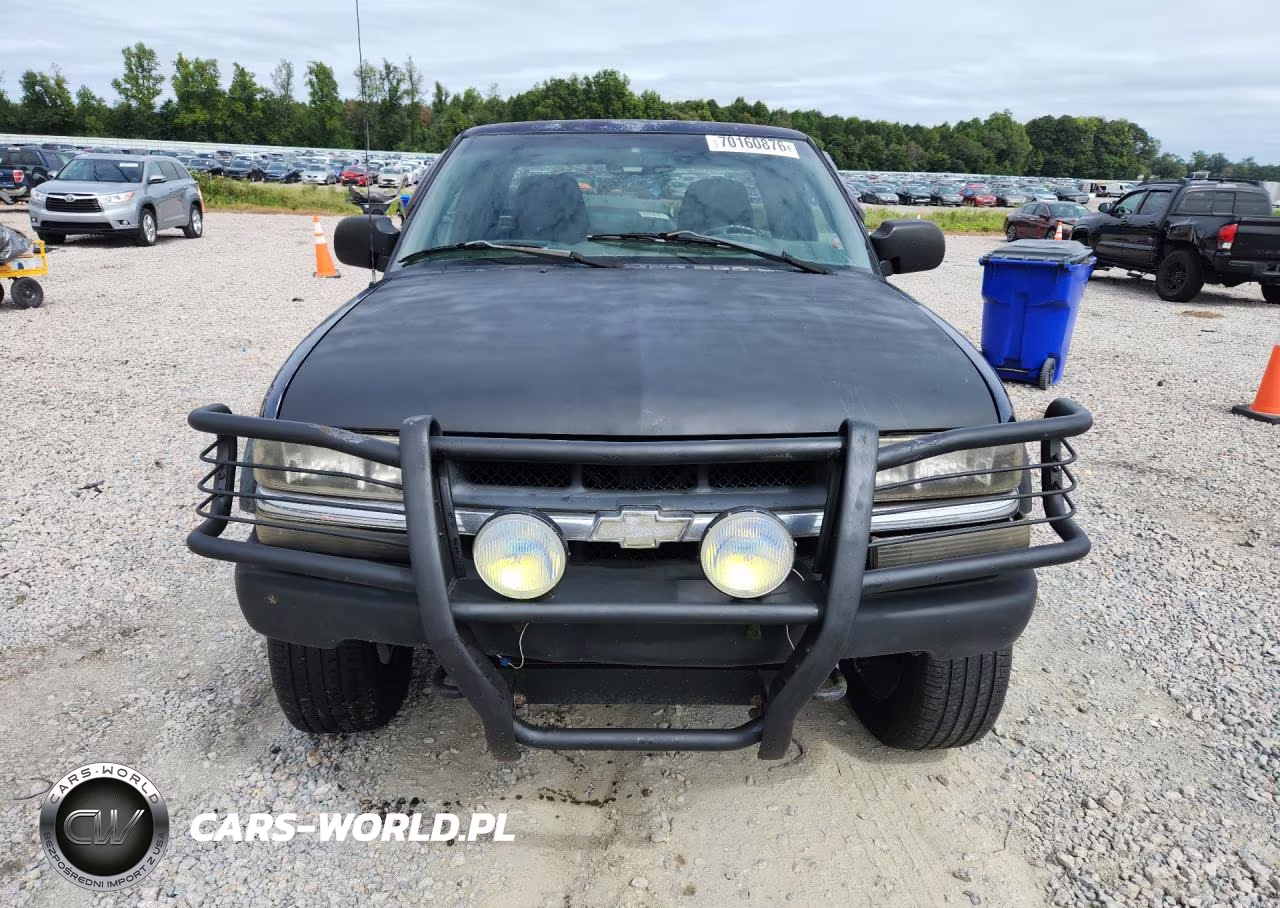2003 Chevrolet S Truck S10 VIN:1GCCT19X538114527 - 5
