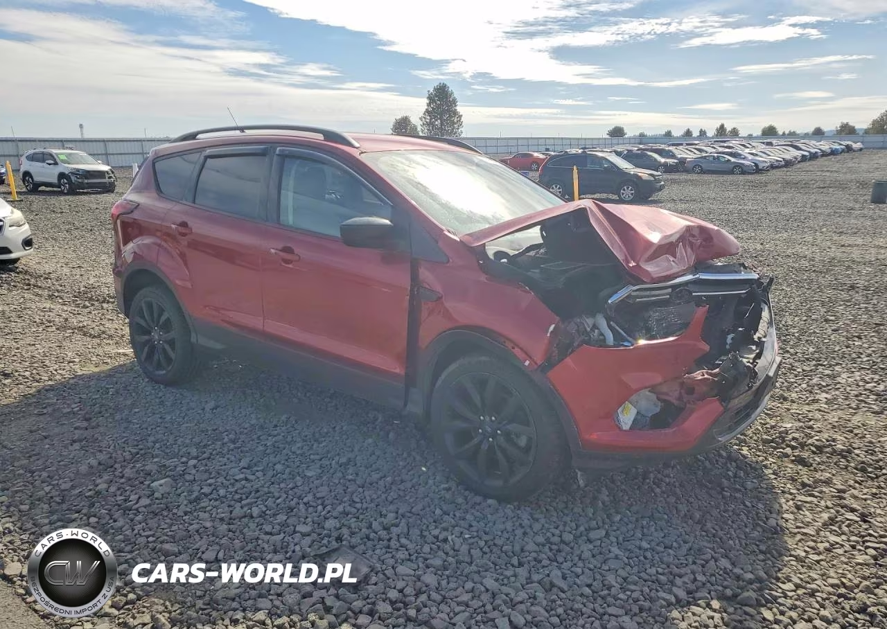 2019 Ford Escape Se VIN:1FMCU9GD4KUA72387 - 4