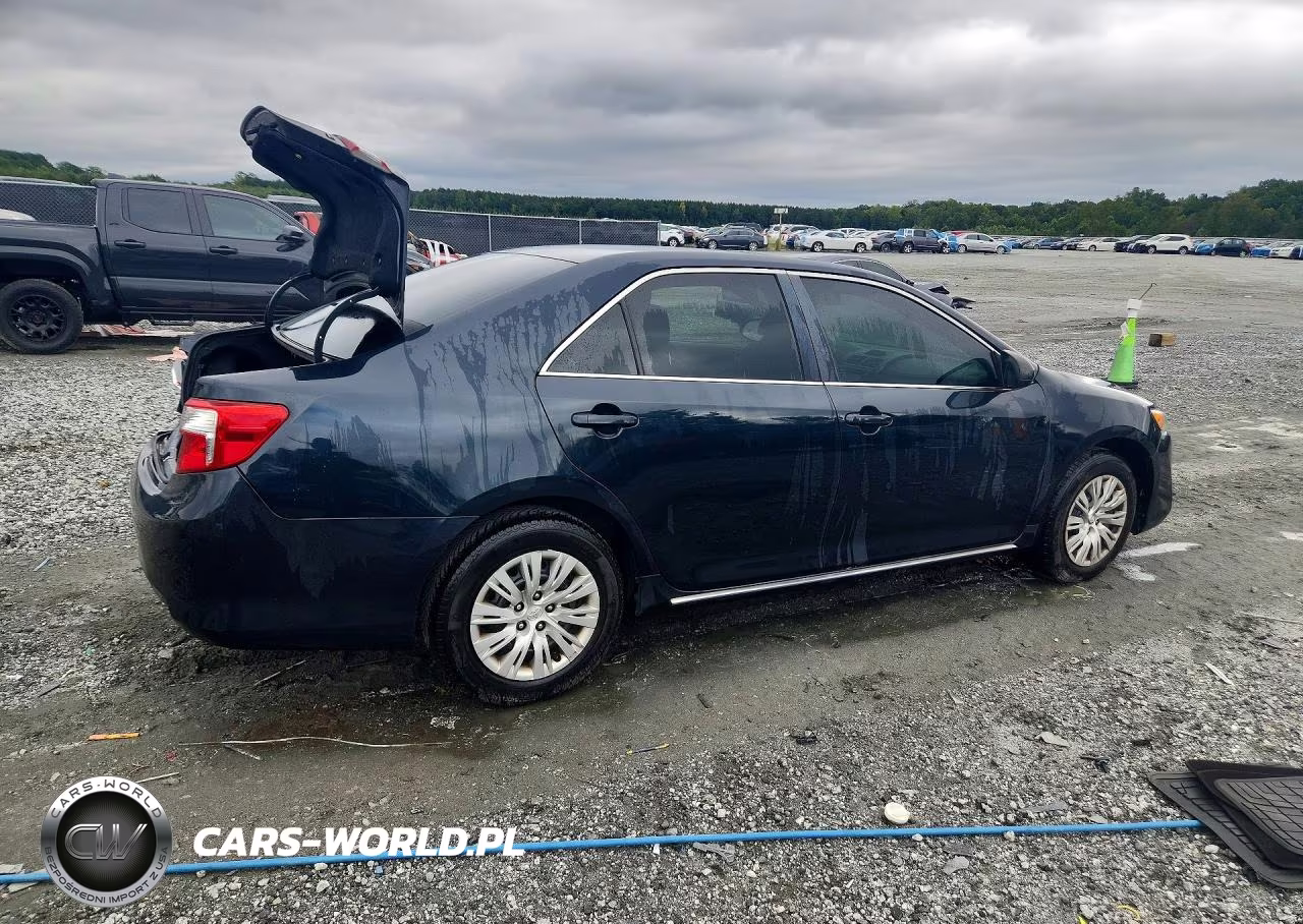 2013 Toyota Camry Le VIN:4T4BF1FK0DR322353 - 3