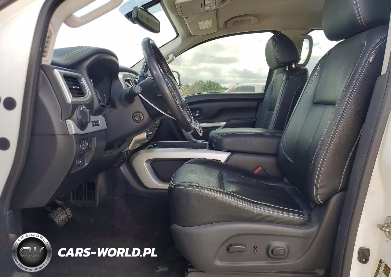 2018 Nissan Titan Pro-4X VIN:1N6AA1E56JN536481 - 7