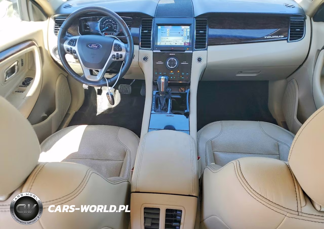 2017 Ford Taurus Limited VIN:1FAHP2J85HG144439 - 8