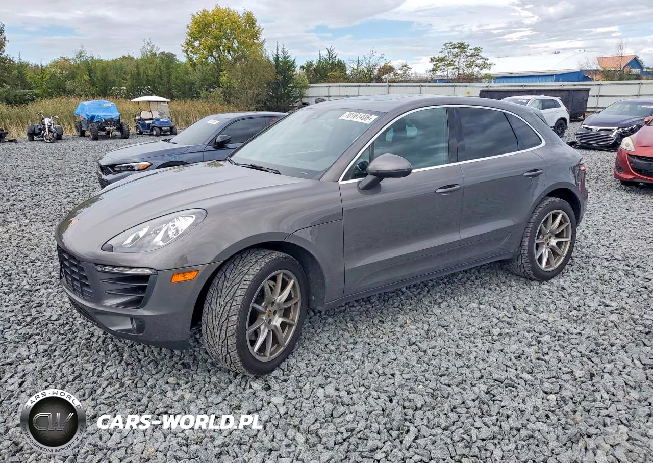 2015 Porsche Macan S