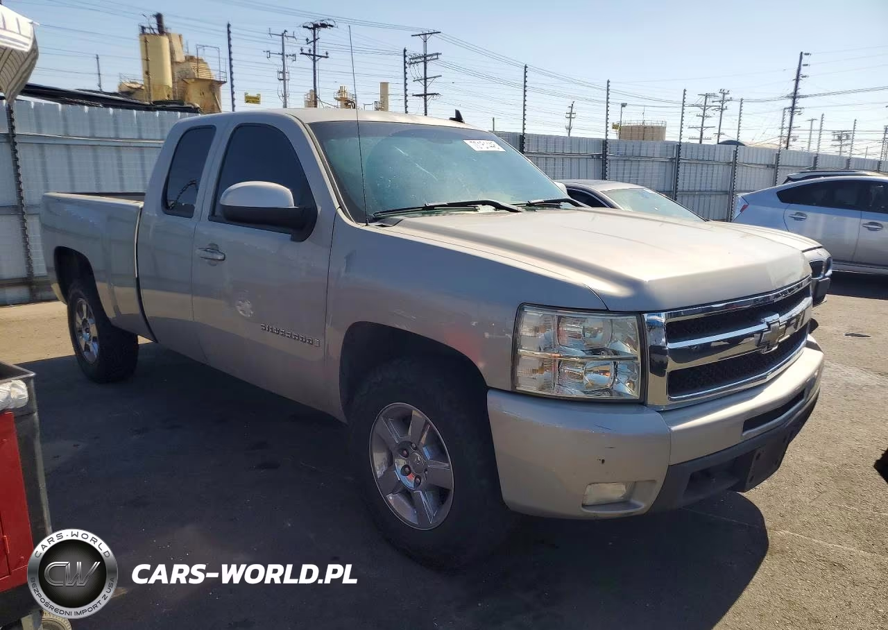 2009 Chevrolet Silverado C1500 Ltz VIN:1GCEC390X9Z207604 - 4