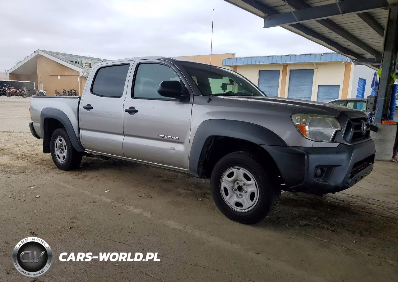 2015 Toyota Tacoma Double Cab VIN:5TFJX4CN2FX055838 - 4