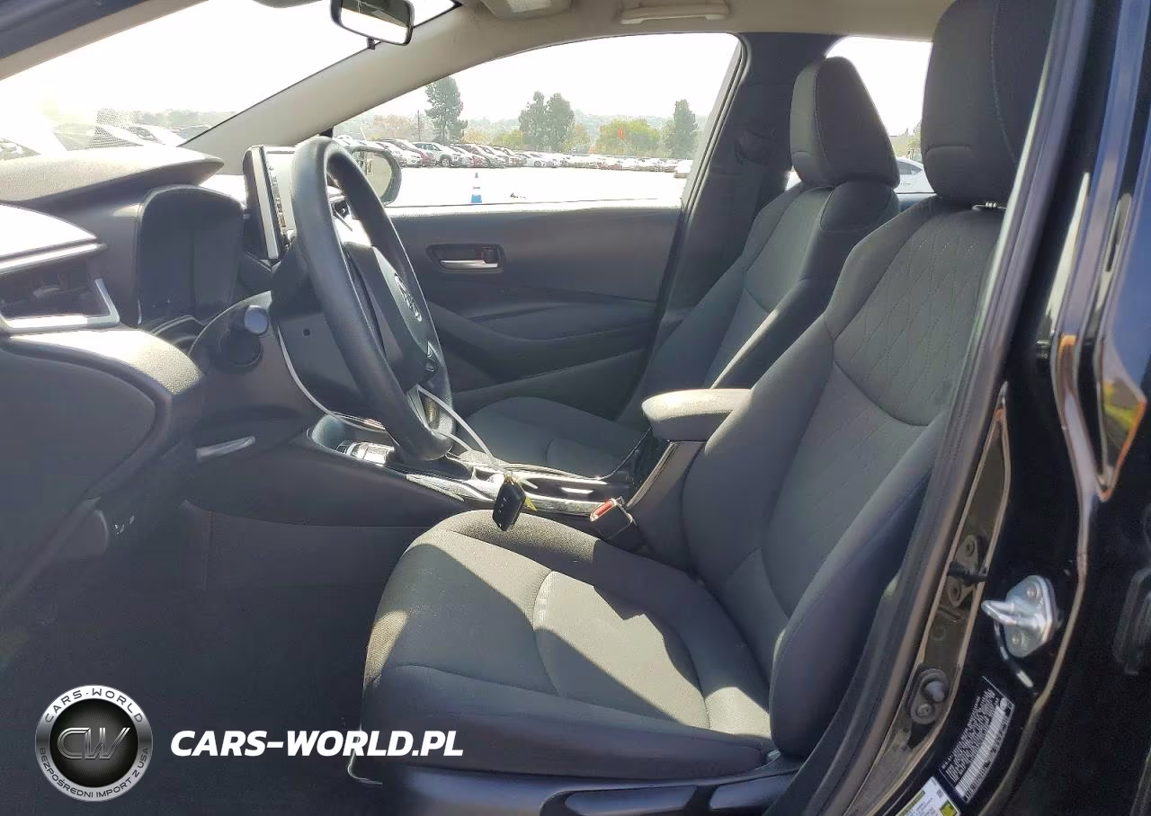 2020 Toyota Corolla Le VIN:5YFEPRAE1LP113868 - 7