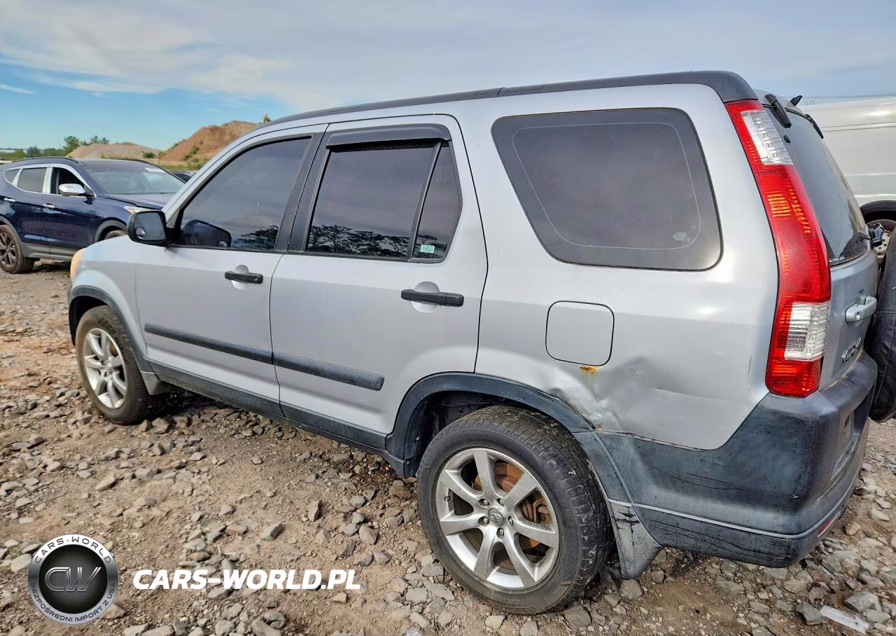 2005 Honda Cr-V VIN:SHSRD78525U318160 - 2