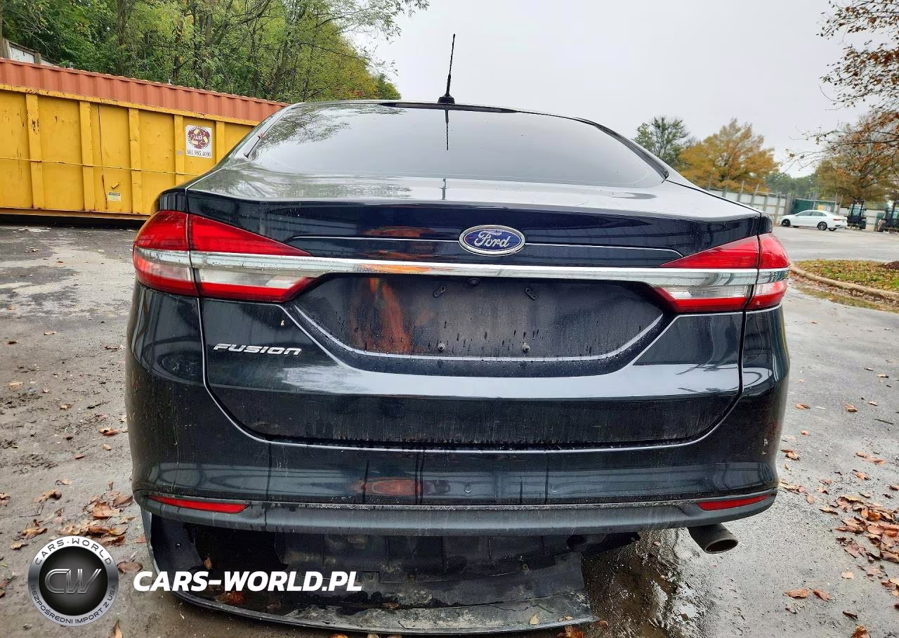 2017 Ford Fusion S VIN:3FA6P0G77HR103975 - 6