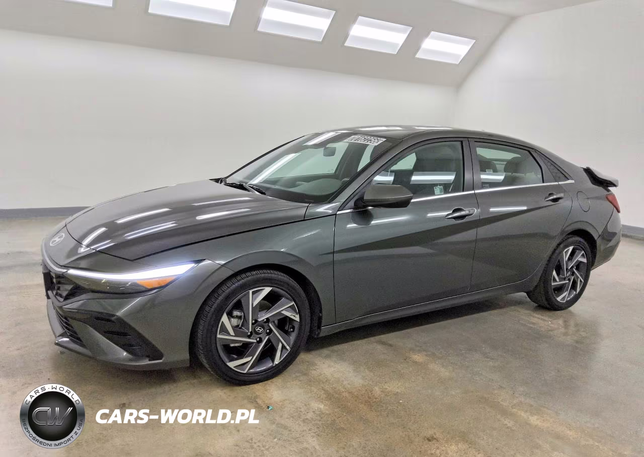 2025 Hyundai Elantra Sel