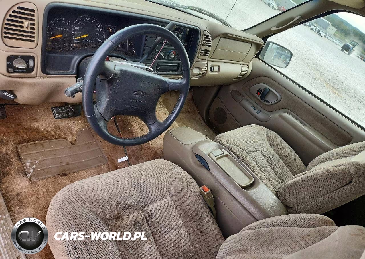 1997 Chevrolet Tahoe K1500 VIN:3GNEK18R2VG116979 - 8
