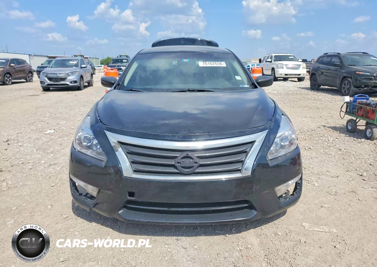 2014 Nissan Altima 2.5 S VIN:1N4AL3AP6EN237052 - 5