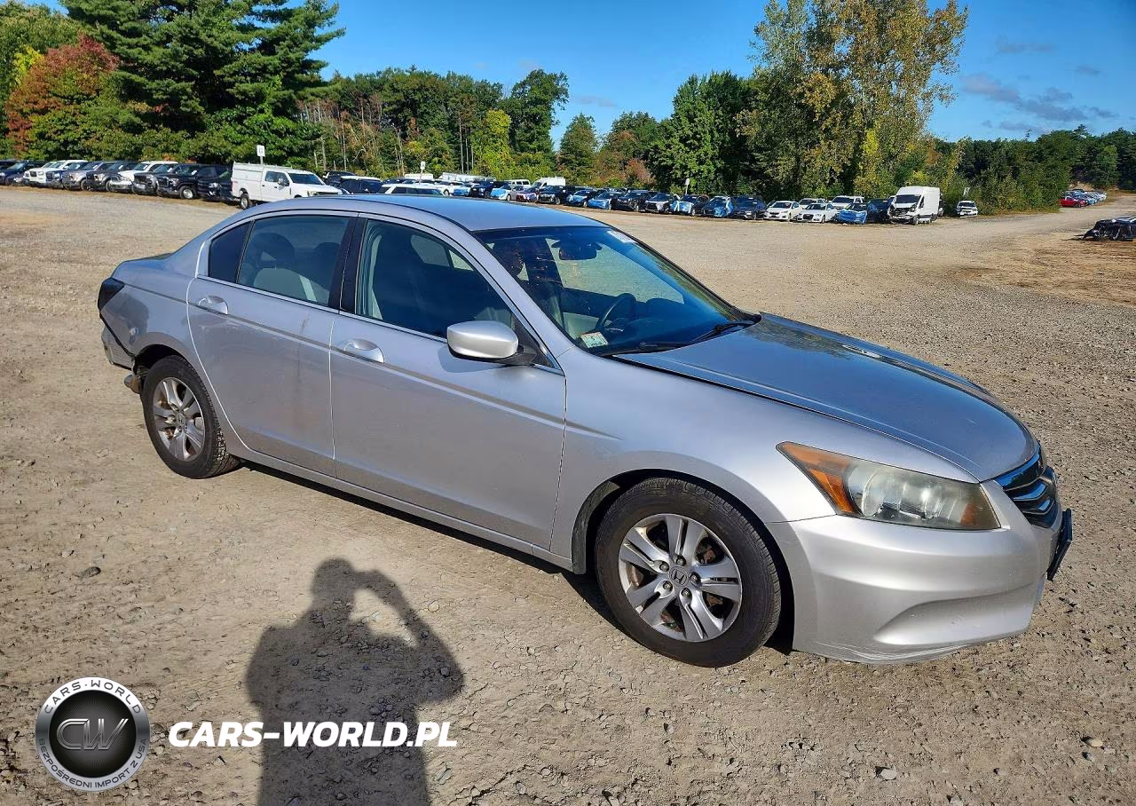 2011 Honda Accord Lxp VIN:1HGCP2F43BA105998 - 4