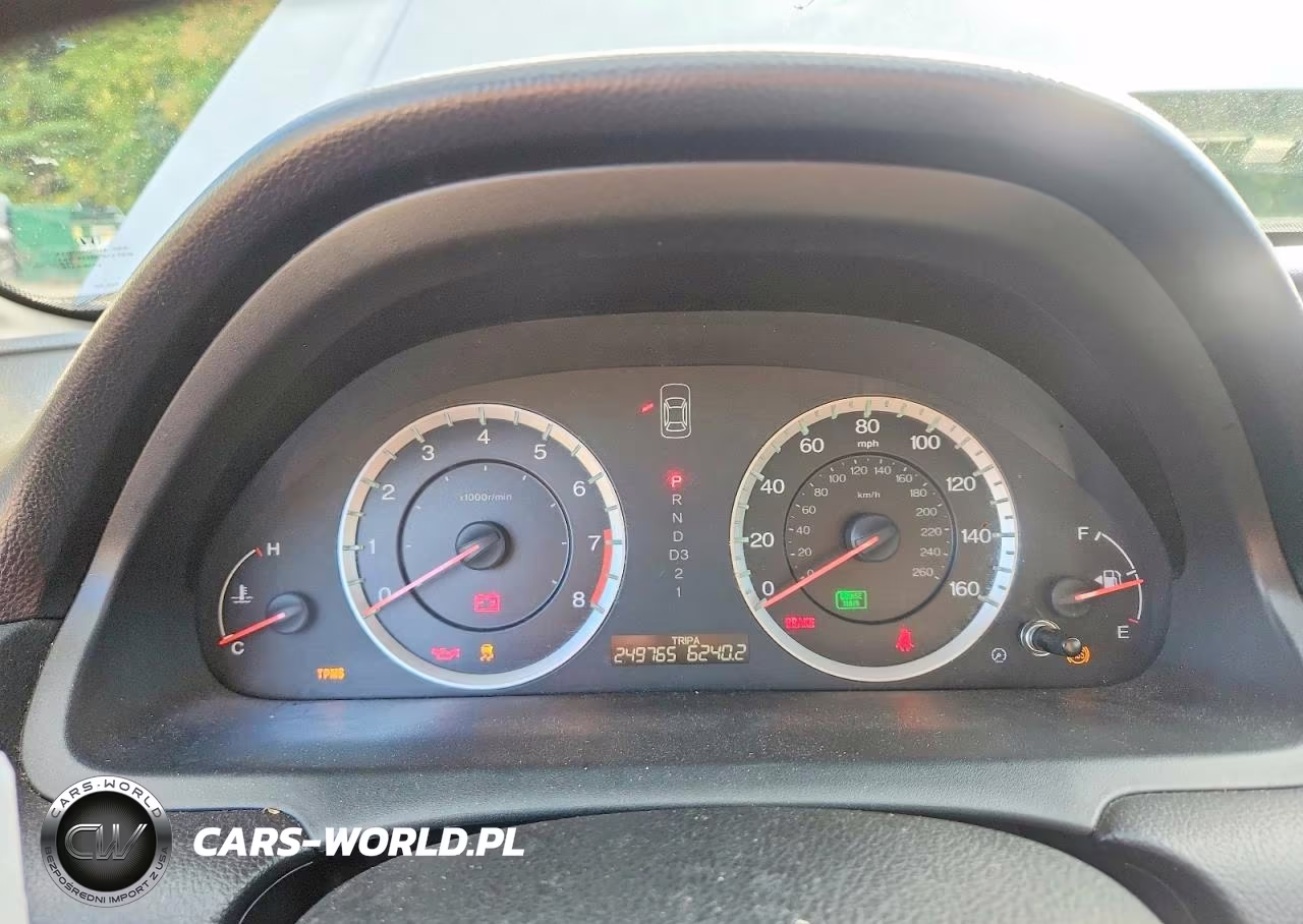 2011 Honda Accord Lxp VIN:1HGCP2F43BA105998 - 9