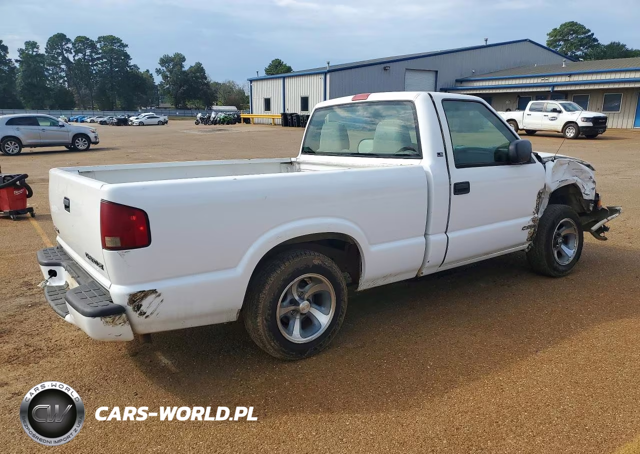 2001 Chevrolet S Truck S10 VIN:1GCCS145718228132 - 3