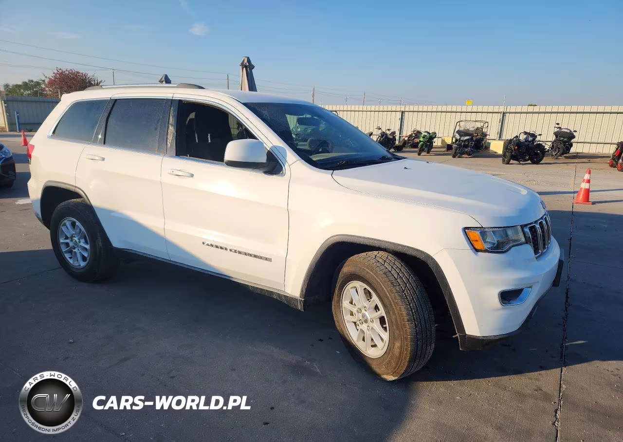 2019 Jeep Grand Cherokee Laredo VIN:1C4RJEAG9KC857576 - 4