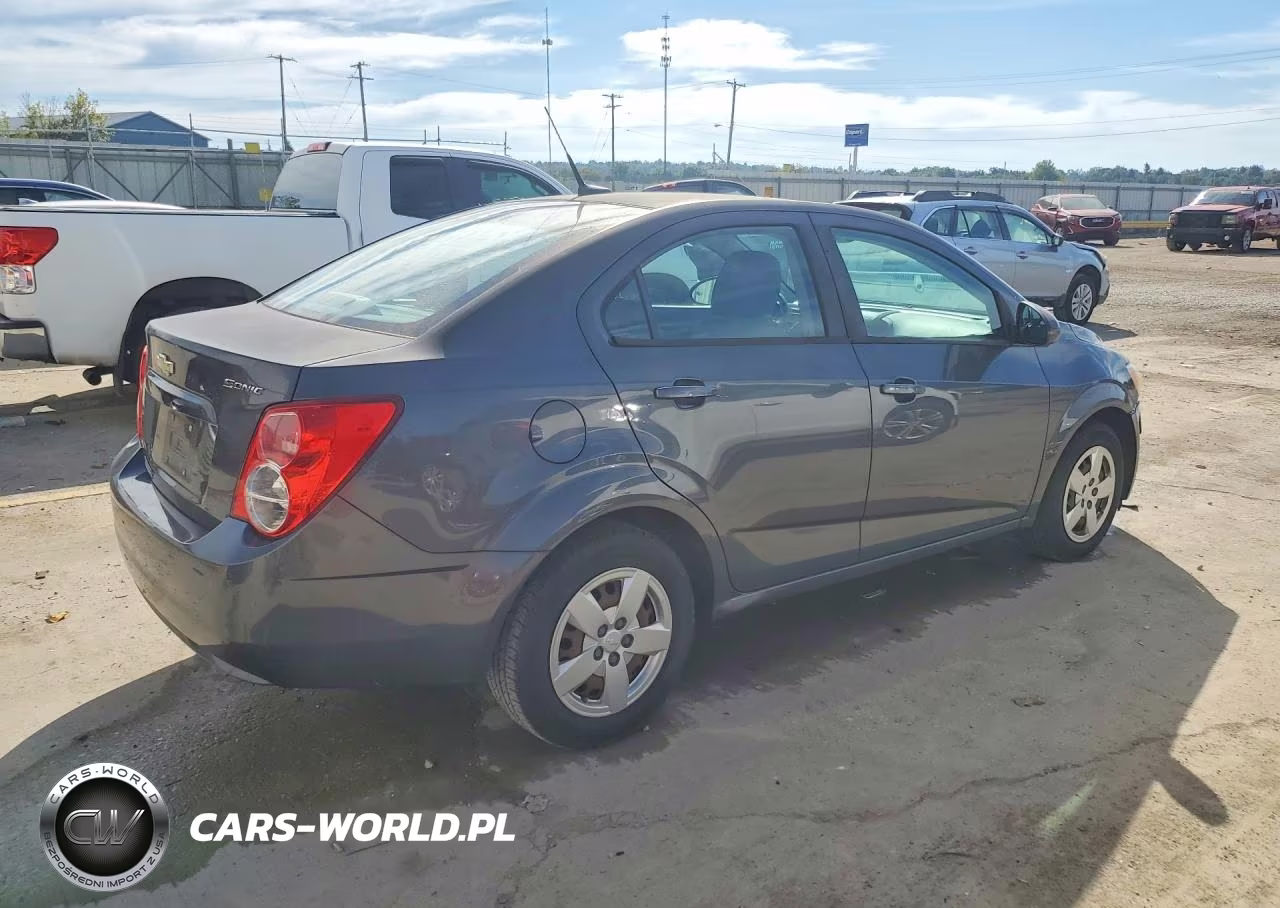 2013 Chevrolet Sonic Ls VIN:1G1JA5SH5D4163333 - 3