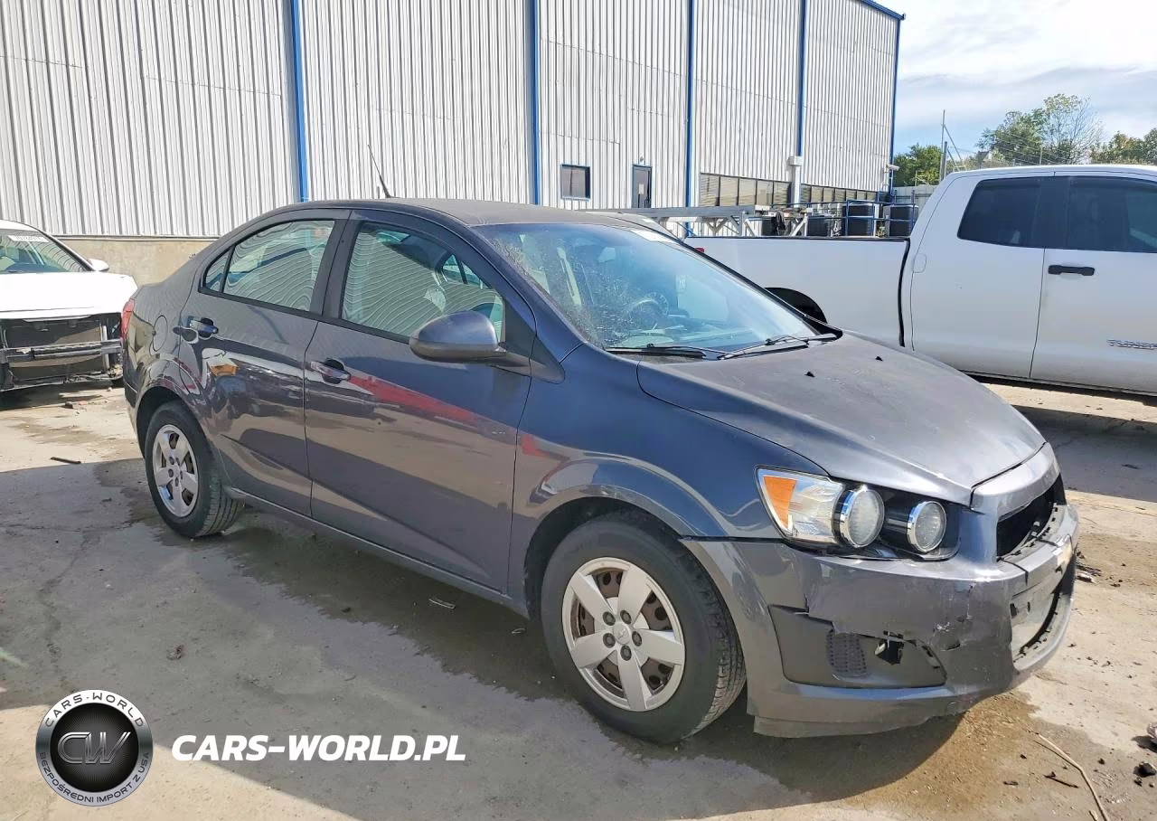 2013 Chevrolet Sonic Ls VIN:1G1JA5SH5D4163333 - 4