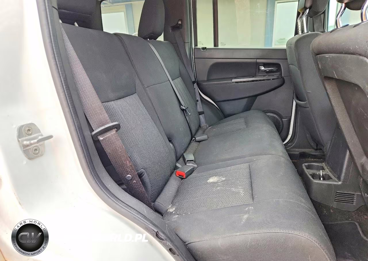 2012 Jeep Liberty Sport VIN:1C4PJLAK4CW102190 - 10