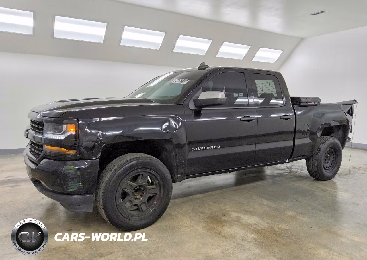 2018 Chevrolet Silverado C1500 Custom