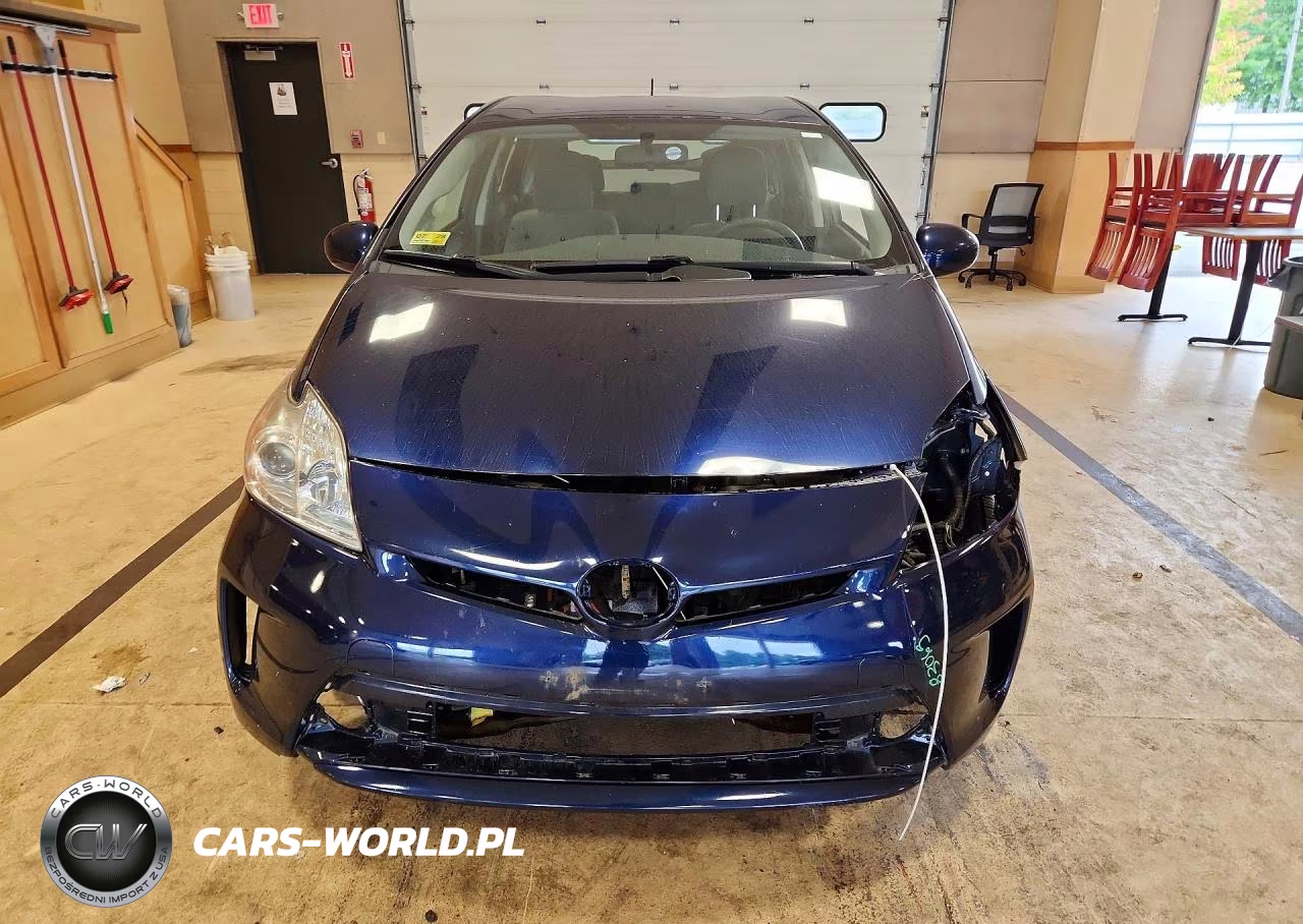 2015 Toyota Prius Two VIN:JTDKN3DU8F1883065 - 5