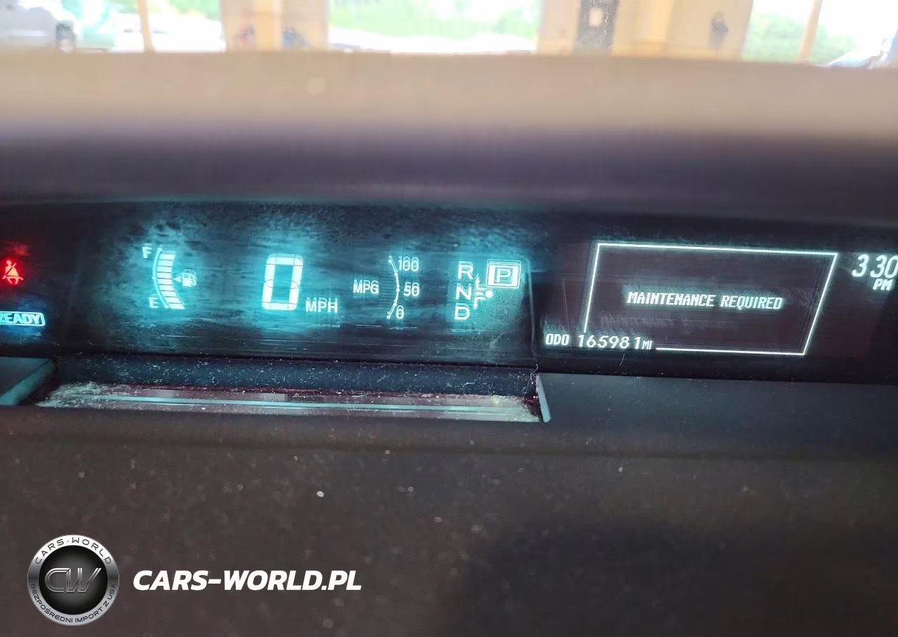 2015 Toyota Prius Two VIN:JTDKN3DU8F1883065 - 9