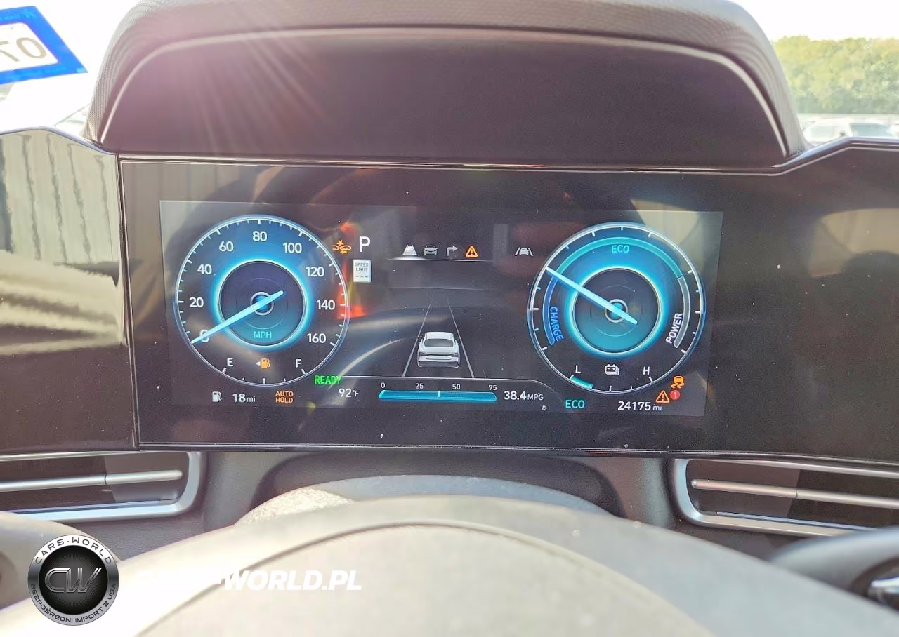 2025 Hyundai Elantra Limited VIN:KMHLN4DJ2SU174250 - 9
