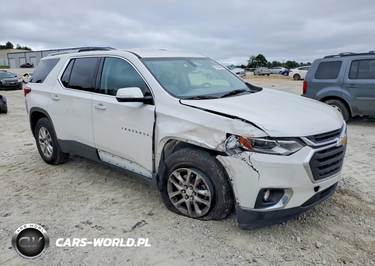 2018 Chevrolet Traverse Lt VIN:1GNERGKW5JJ127688 - 4