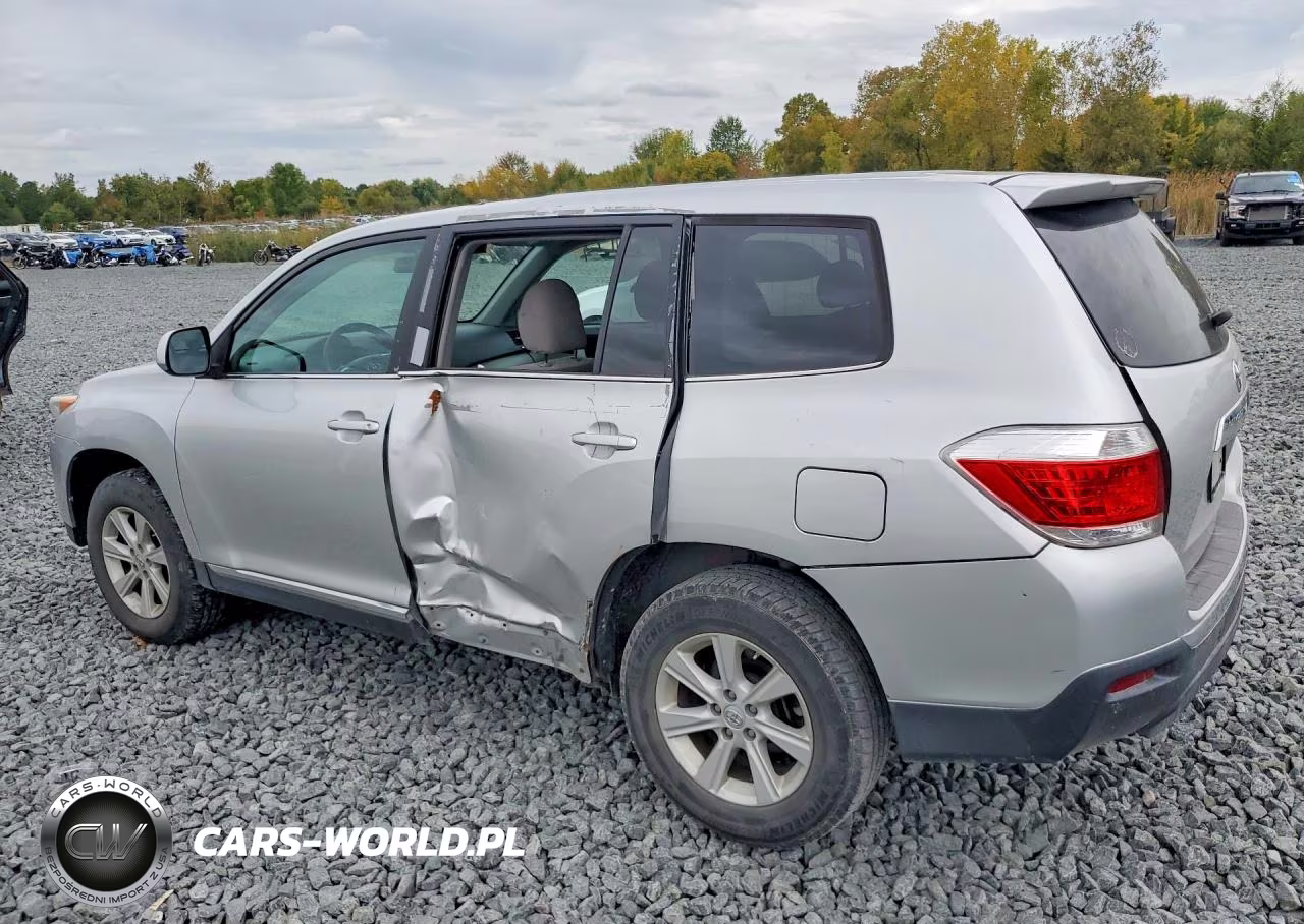 2013 Toyota Highlander Base VIN:5TDBK3EH0DS271646 - 2