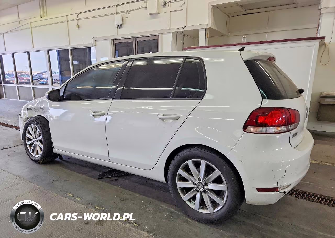 2013 Volkswagen Golf VIN:WVWDM7AJ5DW079643 - 2